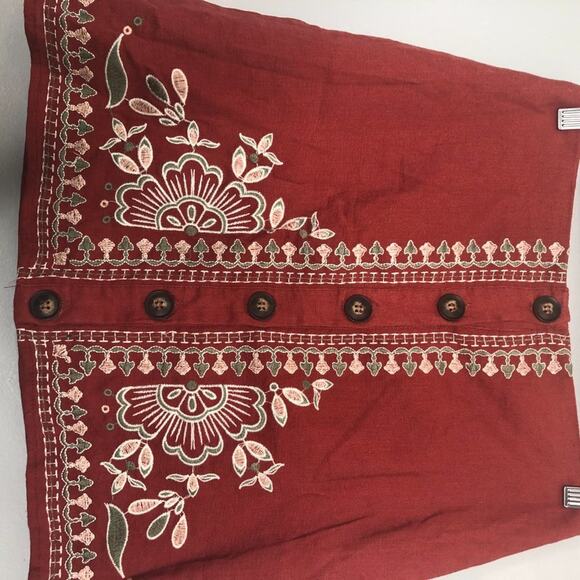 Francesca’s Denna Button Embroidered Mini Skirt S - Picture 2 of 9